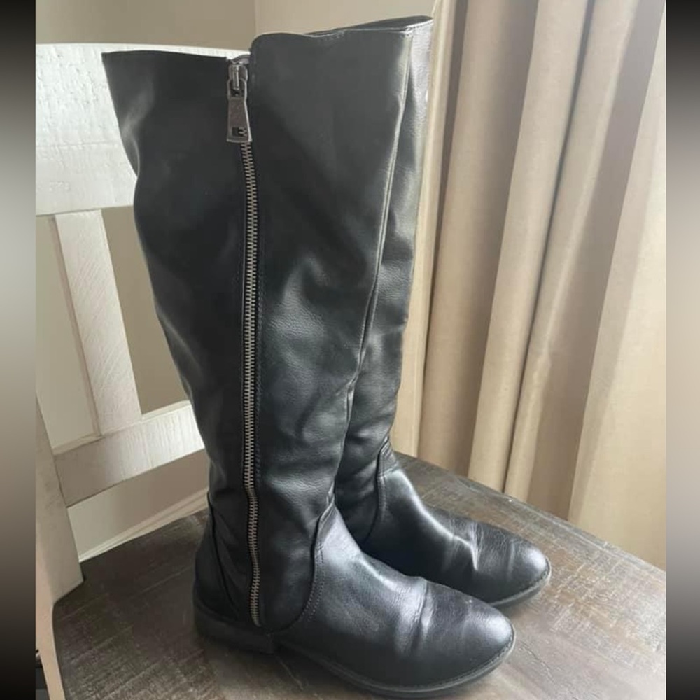 Black Tall Boots